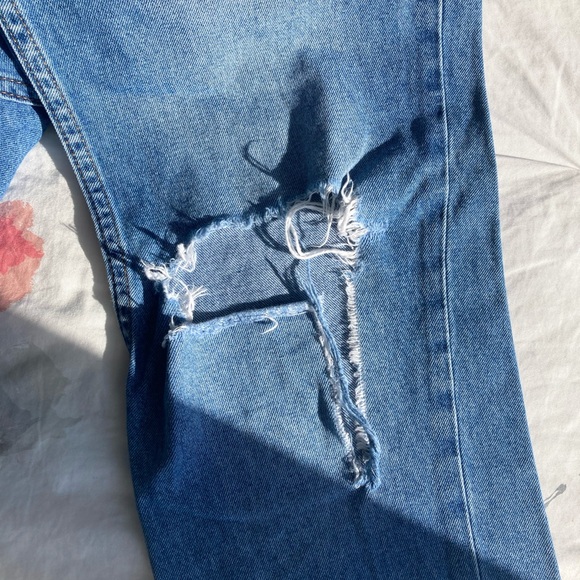 H&M Ripped Skinny Jeans - Picture 8 of 14